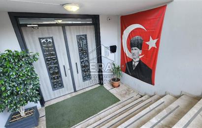BUCA YAYLACIK DA MEVLANA HEYKELİ YAKININDA 2+1 SATILIK DAİRE