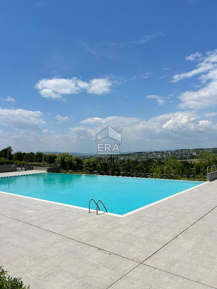 Mesa Yeşilyaka’da Satılık Doğa ile İç İçe Lüks Villa 