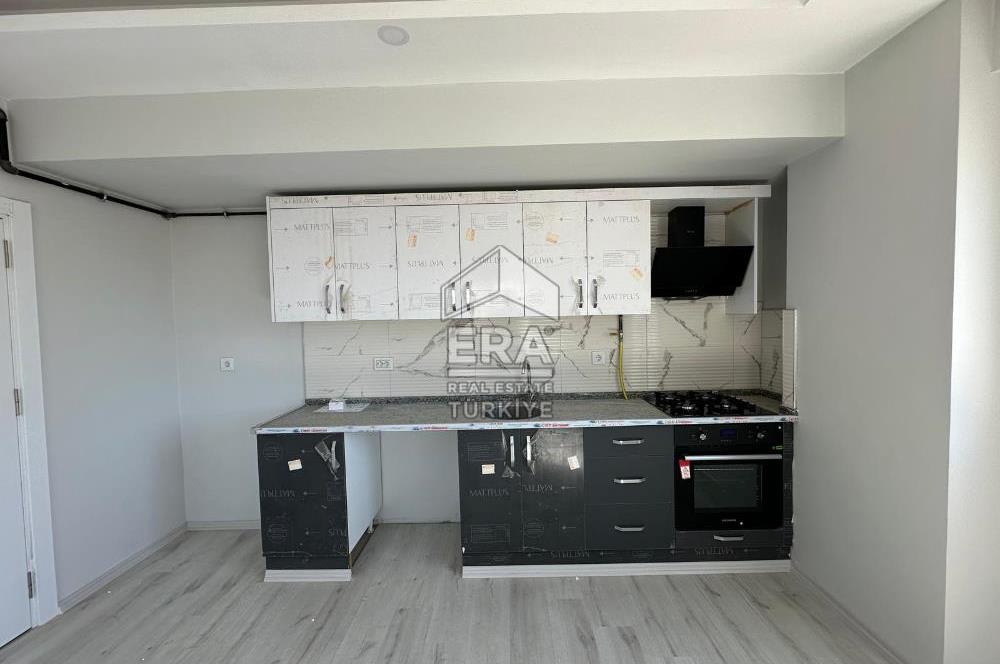 Menemen Seyrek Havuz Cephe Satılık 2+1