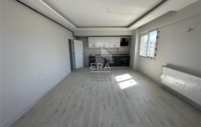 Menemen Seyrek Havuz Cephe Satılık 2+1