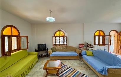 Seferihisar Payamlı Ürkmez Plajı Yakını 5+1 Satılık Villa