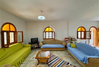 Seferihisar Payamlı Ürkmez Plajı Yakını 5+1 Satılık Villa