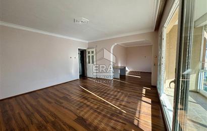 Balçova Ata Caddesi Satılık 2+1 Daire
