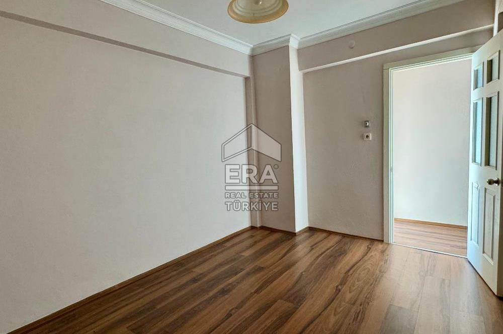 Balçova Ata Caddesi Satılık 2+1 Daire