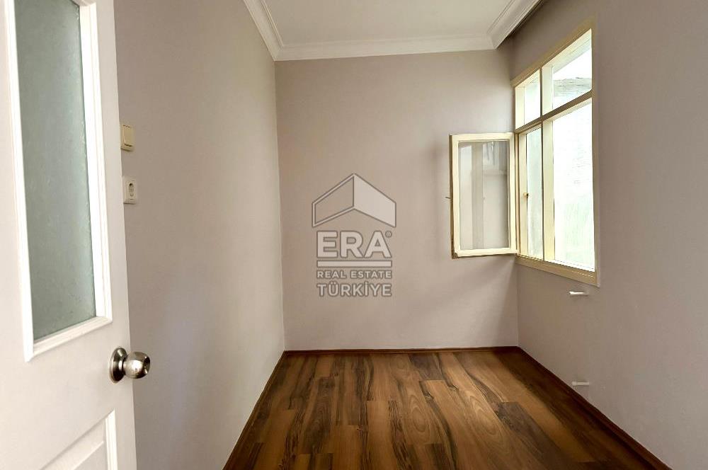 Balçova Ata Caddesi Satılık 2+1 Daire