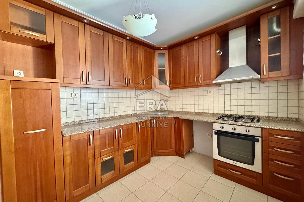 Balçova Ata Caddesi Satılık 2+1 Daire