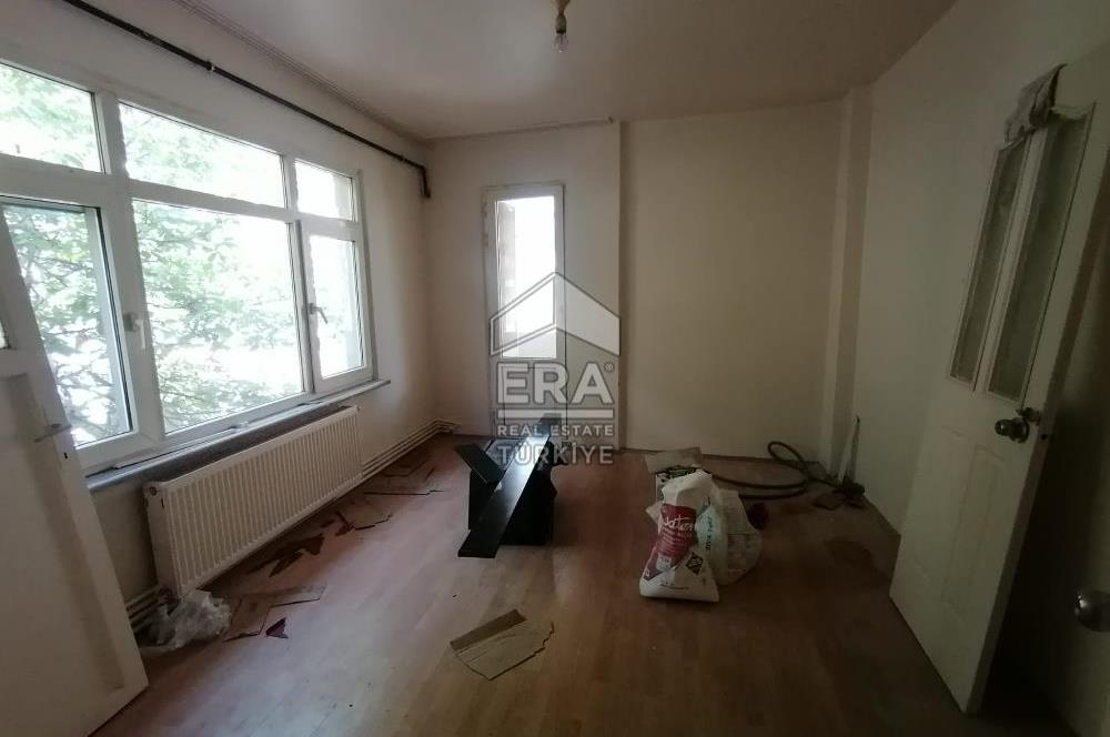 ÜSKÜDAR MURAT REİS'TE KİRALIK GENİŞ 2+1