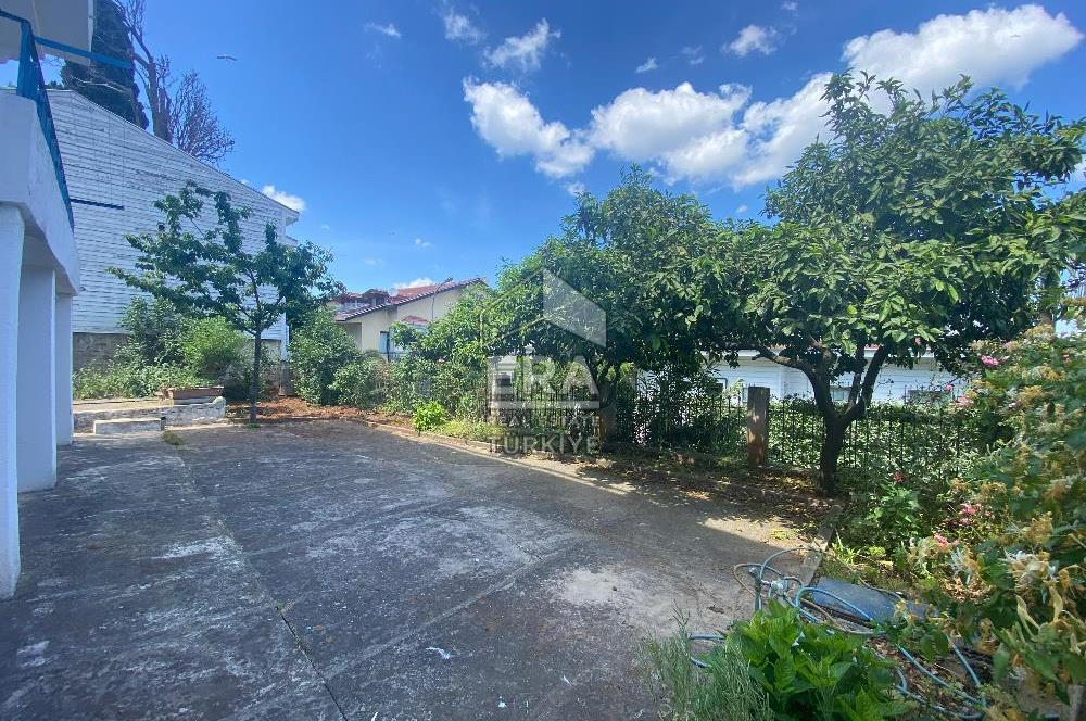 HEYBELİADA'DA GENİŞ BAHÇELİ MÜSTAKİL 2+1 