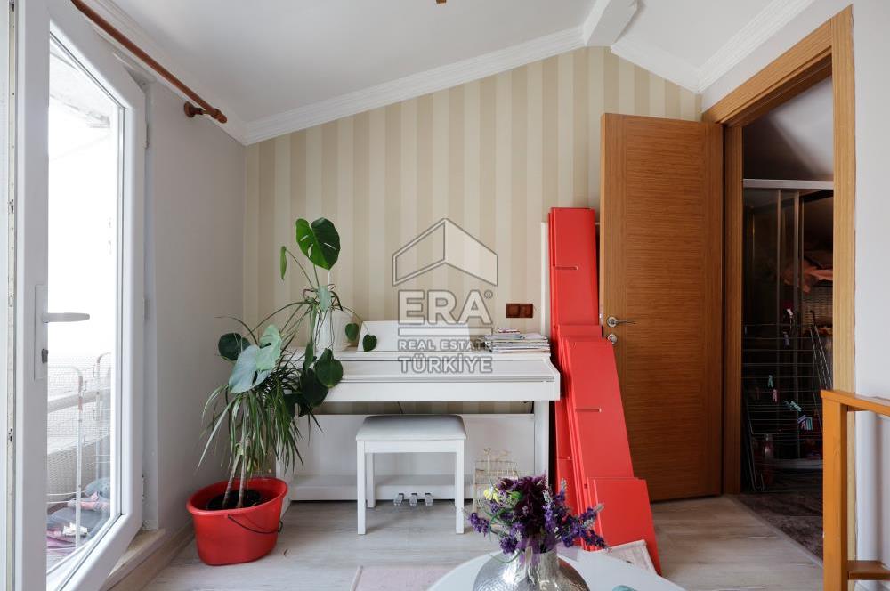 Eyüp Alibeyköyde Lüks Sitede Eşyalı Satılık Dubleks Daire