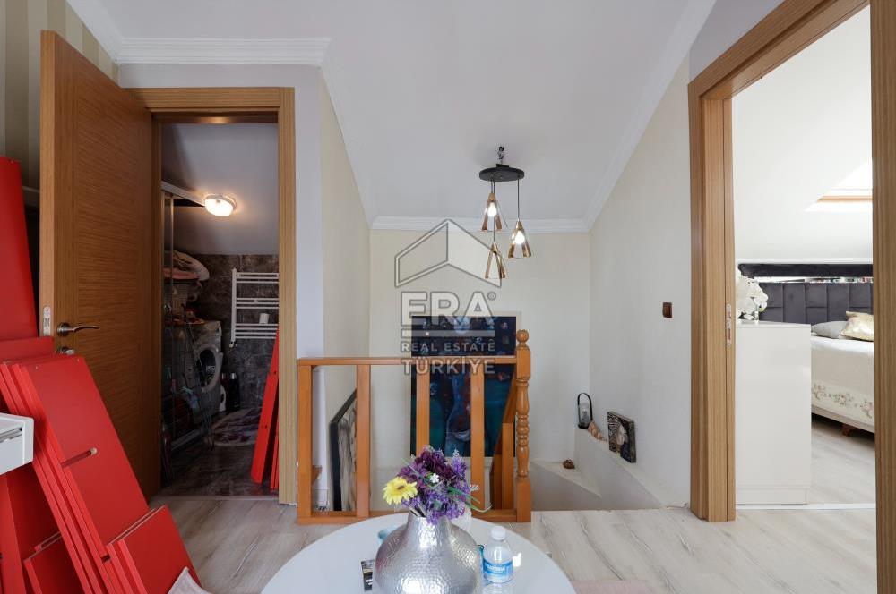 Eyüp Alibeyköyde Lüks Sitede Eşyalı Satılık Dubleks Daire