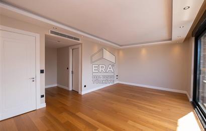 Sarıyer Uskumruköy'de 4+2, 430m2 Lüks İkiz Villa