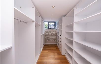 Sarıyer Uskumruköy'de 4+2, 430m2 Lüks İkiz Villa