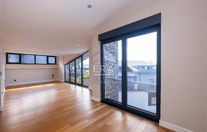 Sarıyer Uskumruköy'de 4+2, 430m2 Lüks İkiz Villa