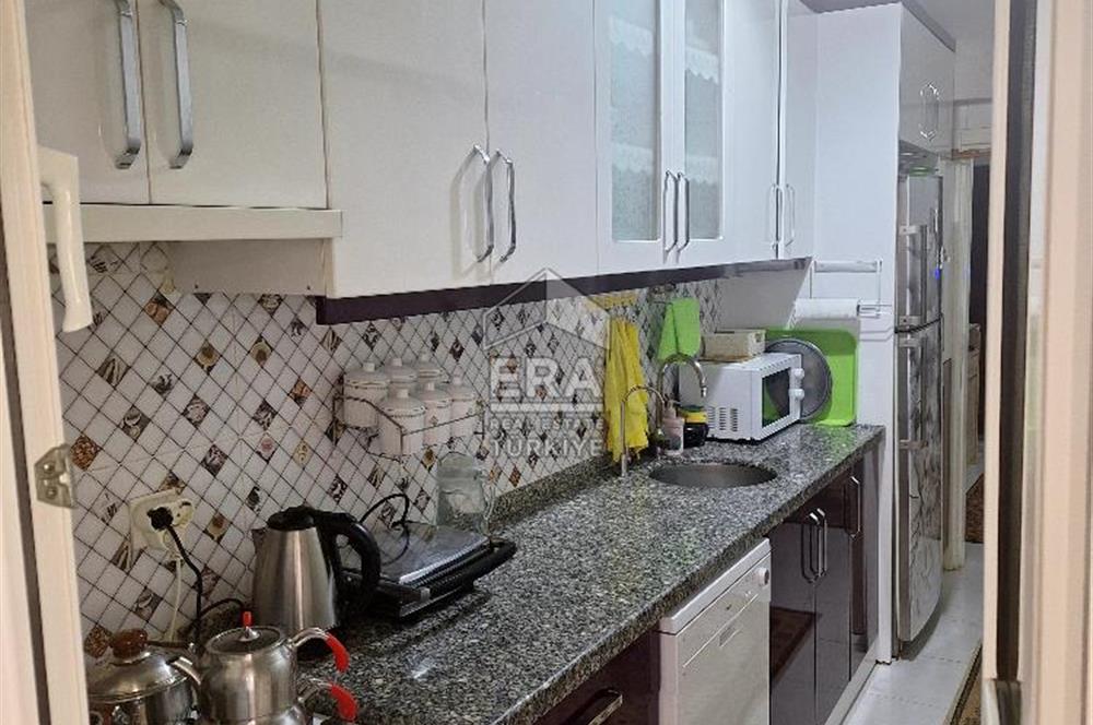 ÇEKMEKÖY METRO'YA YÜRÜME MESAFESİNDE 2+1 DAİRE