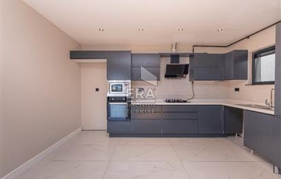Sarıyer Uskumruköy'de 4+2, 430m2 Lüks İkiz Villa