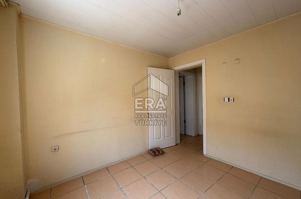 Bornova Kavaklıdere Mah. Çıtak Cad. Üzerinde Satılık 2+1 Daire