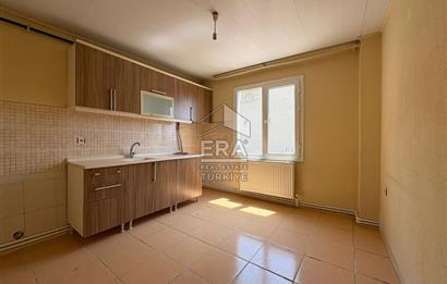 Bornova Kavaklıdere Mah. Çıtak Cad. Üzerinde Satılık 2+1 Daire