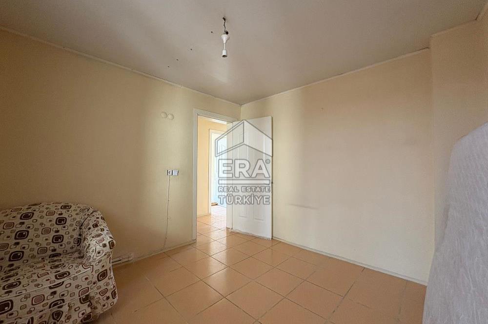 Bornova Kavaklıdere Mah. Çıtak Cad. Üzerinde Satılık 2+1 Daire