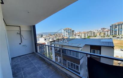 İZMİR MENEMENDE MERKEZİ KONUMDA SIFIR 2+1 DAİRE İZBAN YAKINI