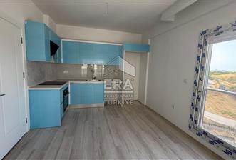 Çiğli Uğur Mumcu Mahallesi Site İçinde Satılık 2+1 Daire