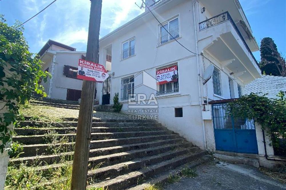 HEYBELİADA'DA GENİŞ BAHÇELİ MÜSTAKİL 2+1 