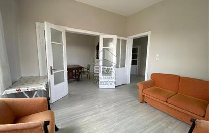 HEYBELİADA'DA GENİŞ BAHÇELİ MÜSTAKİL 2+1 