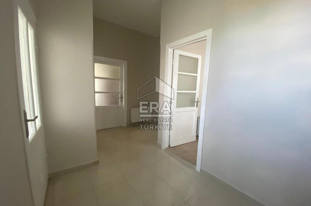 HEYBELİADA'DA GENİŞ BAHÇELİ MÜSTAKİL 2+1 