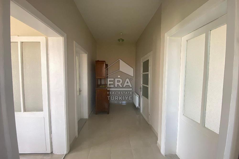 HEYBELİADA'DA GENİŞ BAHÇELİ MÜSTAKİL 2+1 