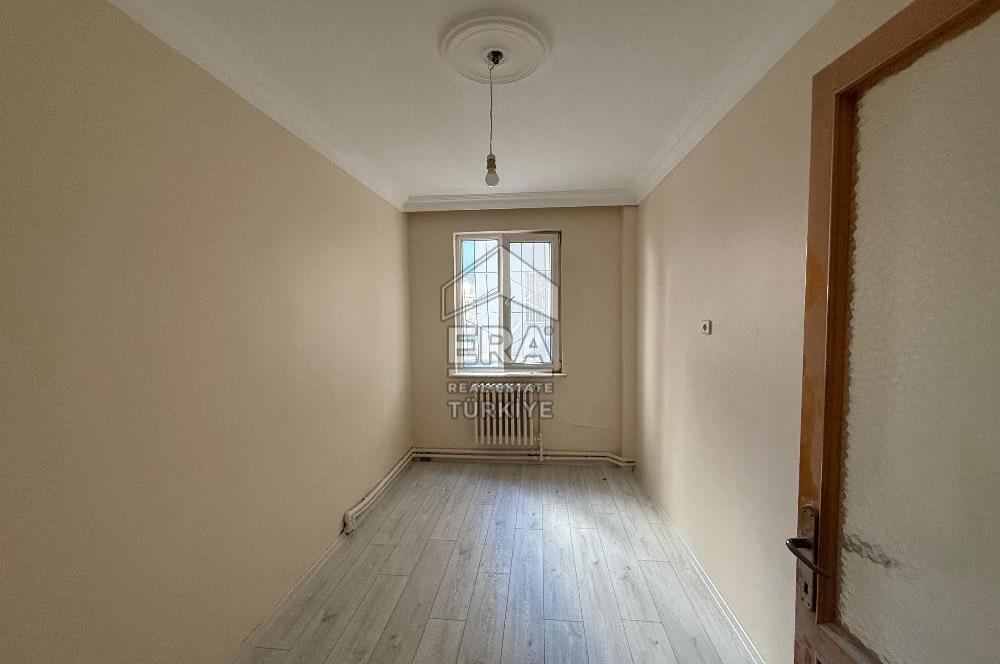 ERA PORT GÜVENCESİYLE BAHÇELİEVLER'DE BODRUM KAT SATILIK DAİRE
