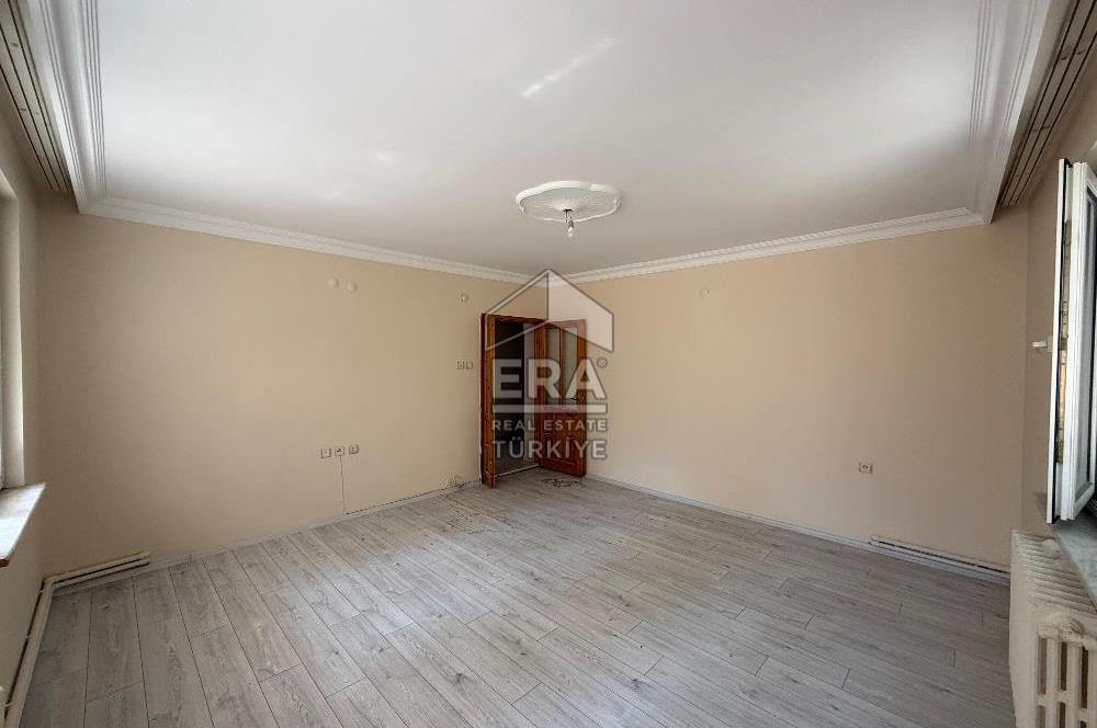 ERA PORT GÜVENCESİYLE BAHÇELİEVLER'DE BODRUM KAT SATILIK DAİRE