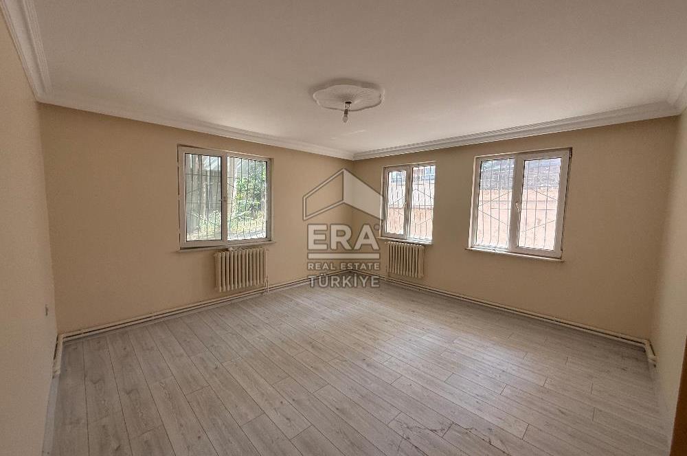 ERA PORT GÜVENCESİYLE BAHÇELİEVLER'DE BODRUM KAT SATILIK DAİRE