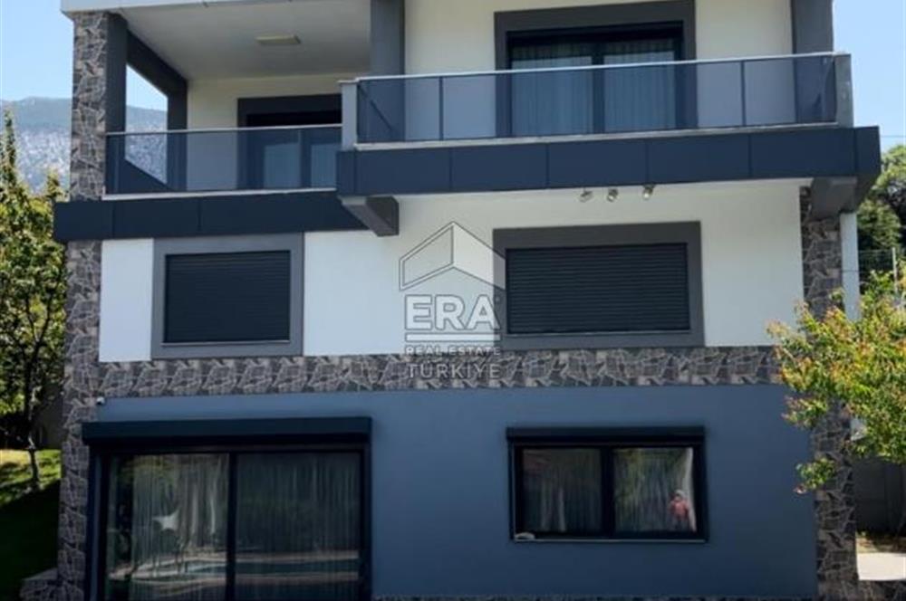 Cankurtaran Mahallesi'nde Emsali Olmayan Villamız Satılık'tır
