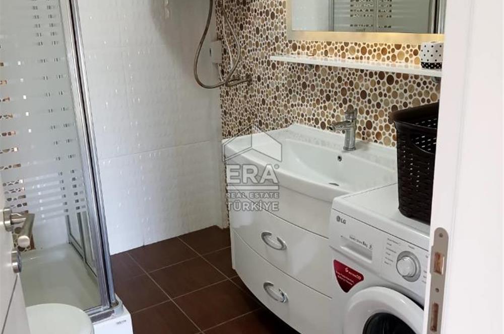 Çeşme Şifne Denize Yürüme Mesafesinde Kiralık 3+1 Havuzlu Villa