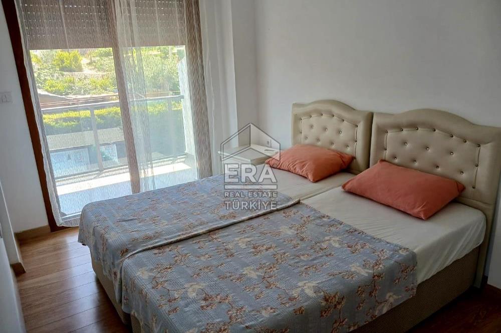 Çeşme Şifne Denize Yürüme Mesafesinde Kiralık 3+1 Havuzlu Villa