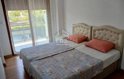 Çeşme Şifne Denize Yürüme Mesafesinde Kiralık 3+1 Havuzlu Villa