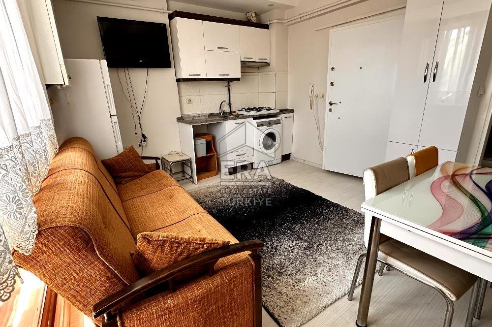 Değirmenönü Mahallesi Musa Caddesinde Kiralık 1+1 Apart