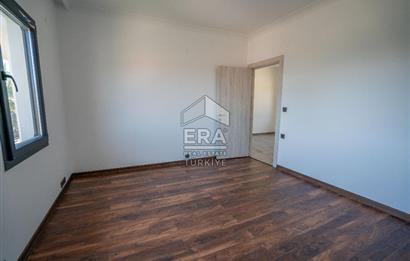 Datça Emecikte 1000m2 Arsa İçinde Deniz Manzaralı,Havuzlu Villa