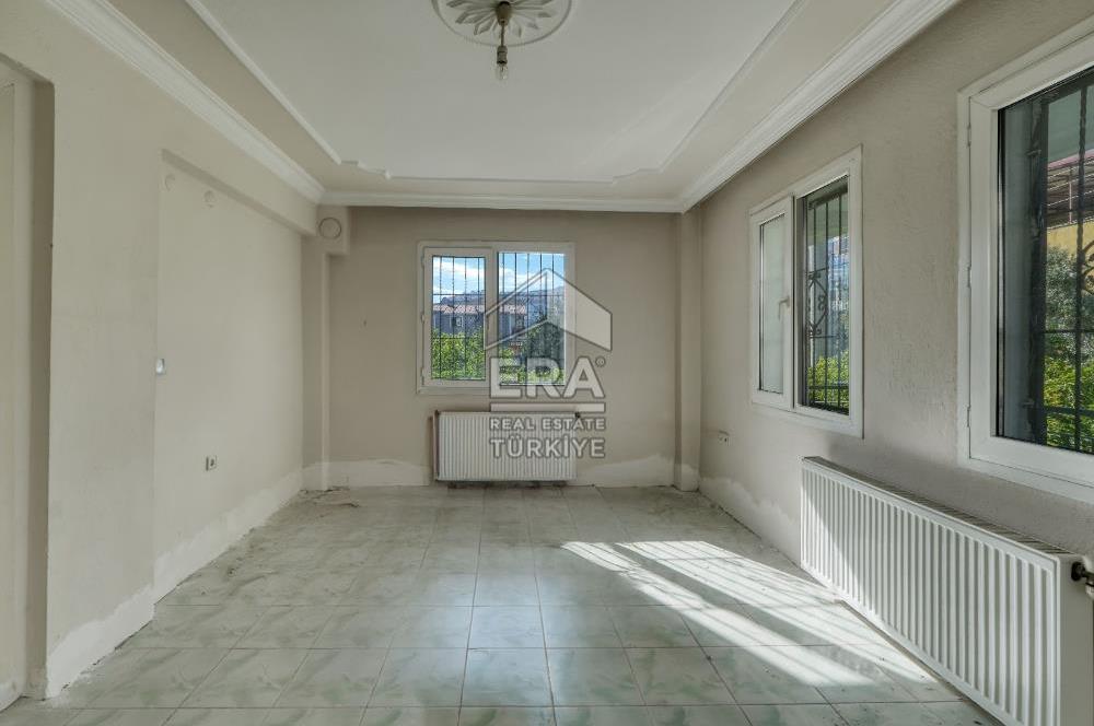 Bornova Atatürk Mahallesi 4 Katlı Satılık Bina