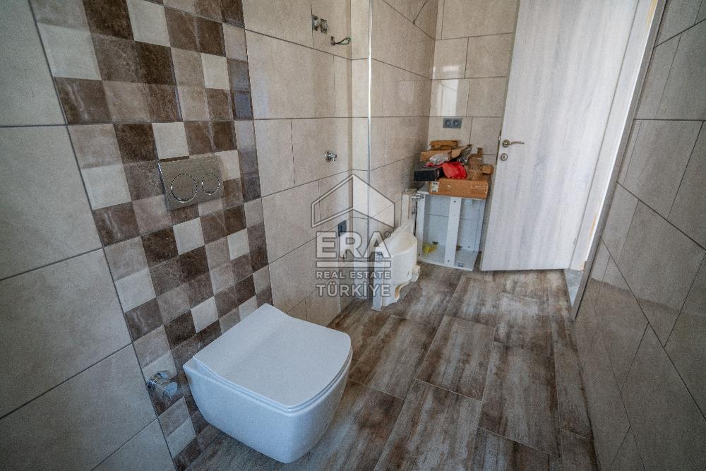 Datça Emecikte 1000m2 Arsa İçinde Deniz Manzaralı,Havuzlu Villa