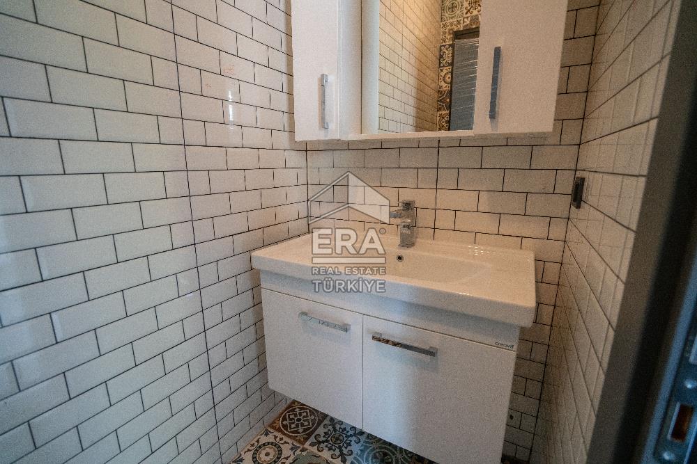 Datça Emecik'te 950 m2 Arsada Deniz Manzaralı 4+1 Havuzlu Villa