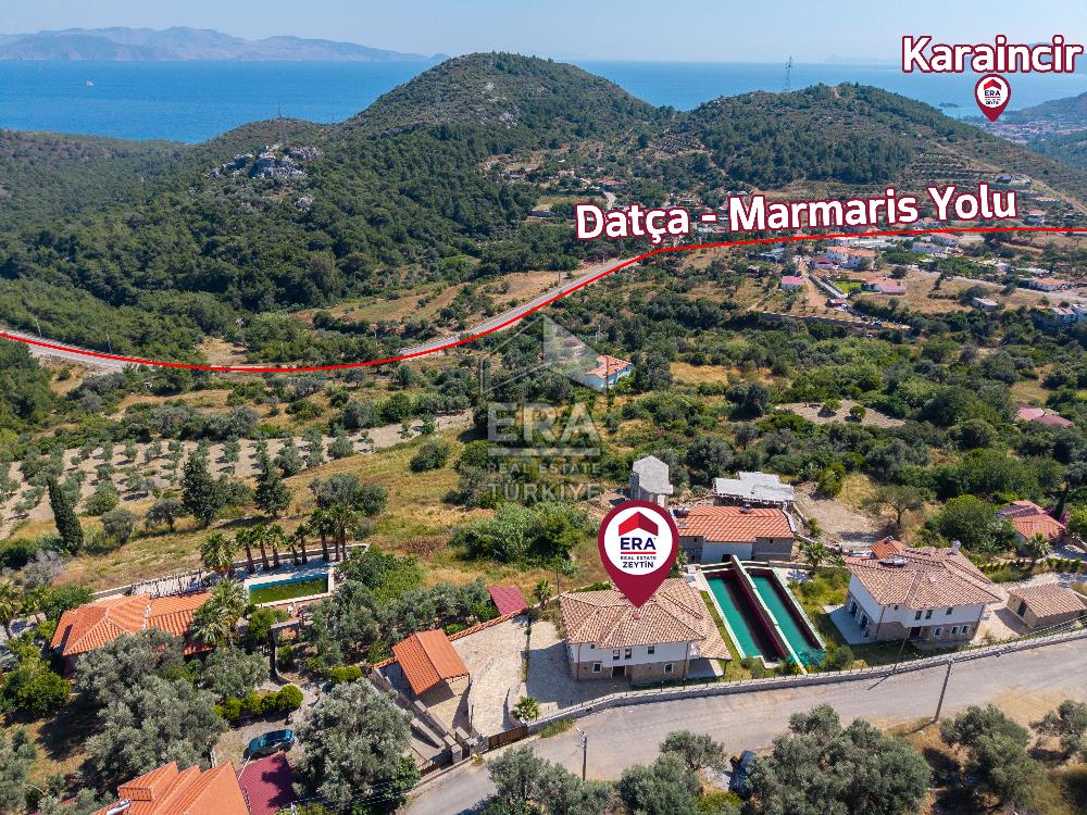 Datça Emecik'te 950 m2 Arsada Deniz Manzaralı 4+1 Havuzlu Villa
