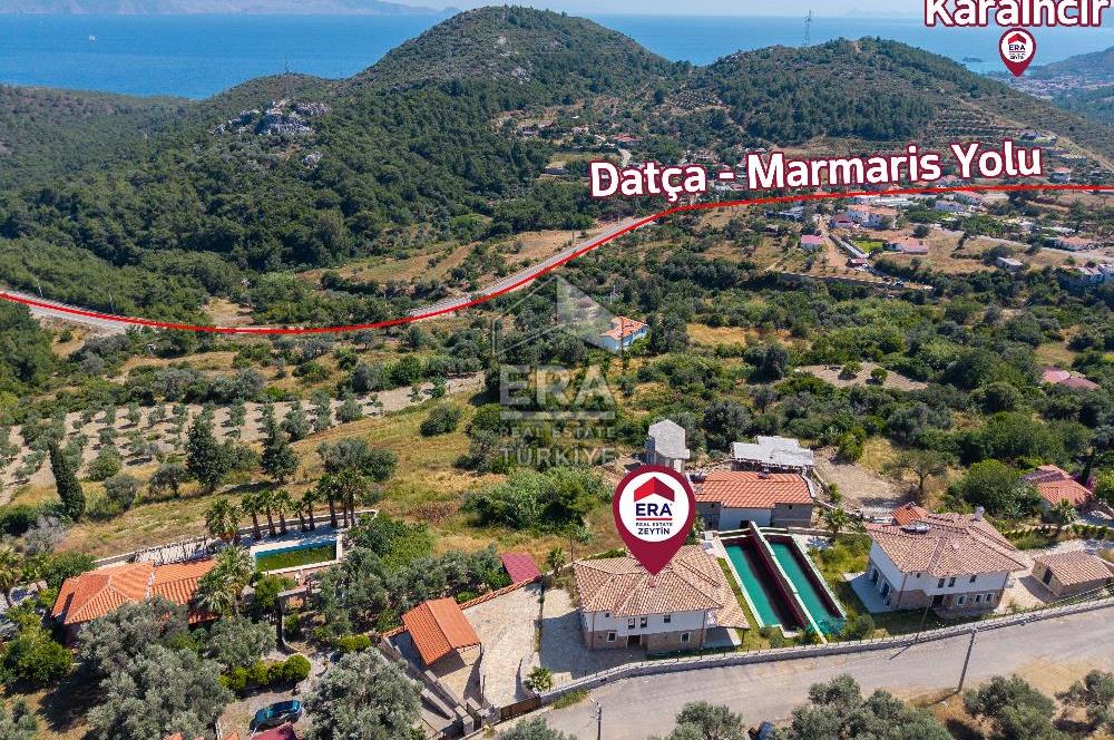 Datça Emecik'te 950 m2 Arsada Deniz Manzaralı 4+1 Havuzlu Villa
