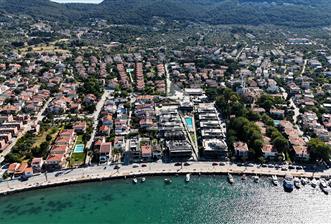 Urla Casamarin Residence Denize Sıfır Bahçeli 3+1 Daire