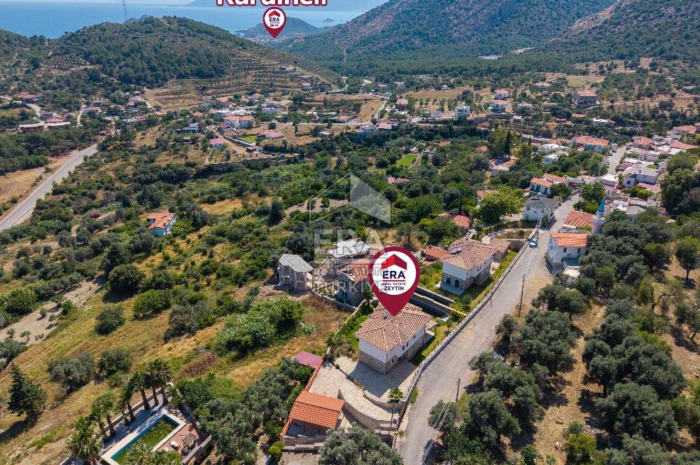 Datça Emecik'te 950 m2 Arsada Deniz Manzaralı 4+1 Havuzlu Villa