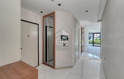Urla Casamarin Residence Denize Sıfır Bahçeli 3+1 Daire