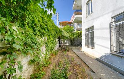Bornova Atatürk Mahallesi 4 Katlı Satılık Bina