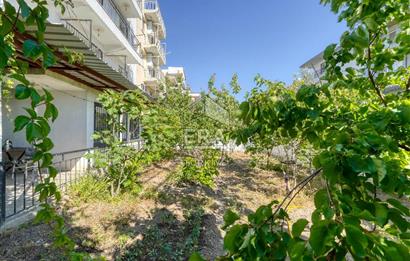 Bornova Atatürk Mahallesi 4 Katlı Satılık Bina