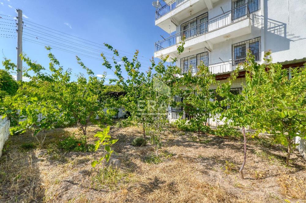 Bornova Atatürk Mahallesi 4 Katlı Satılık Bina