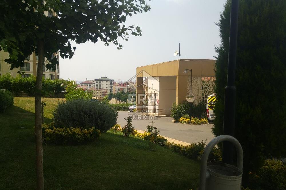 ERA YILDIZLAR'DAN EVORA İSTANBUL TUZLA E PARSEL DENİZ MANZARALI