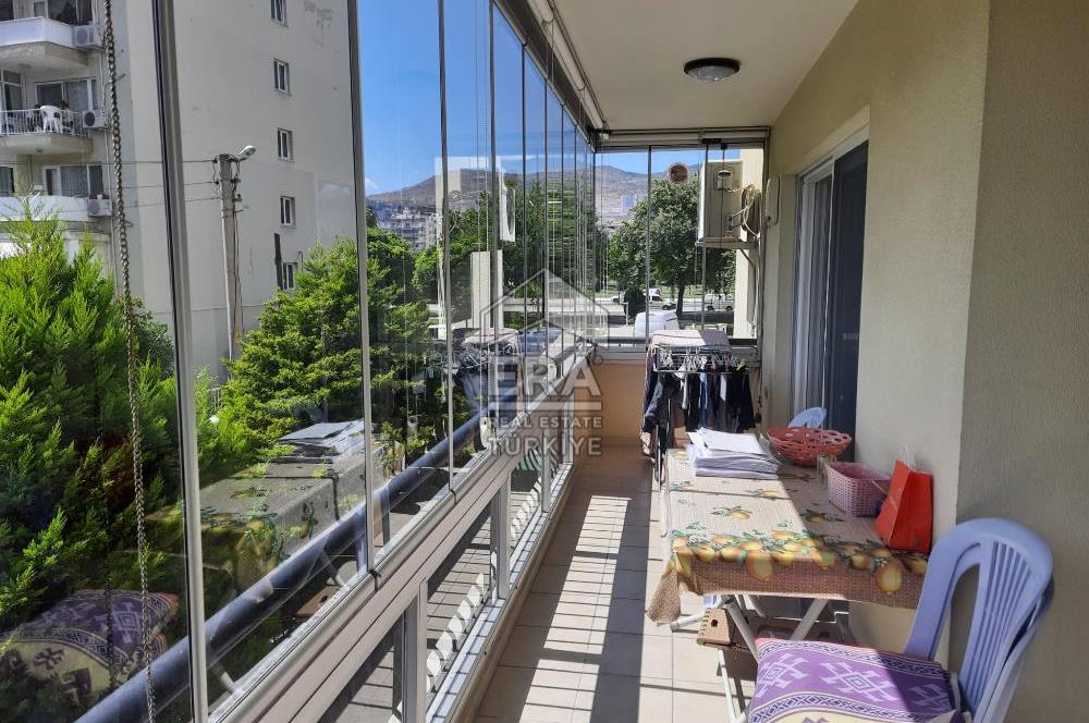 Bayraklı Çamkıran Pazarı 3+1 Satılık Daire